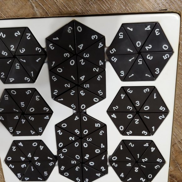 Quad Ominos/Tri Omionos vintage board games - Picture 10 of 12